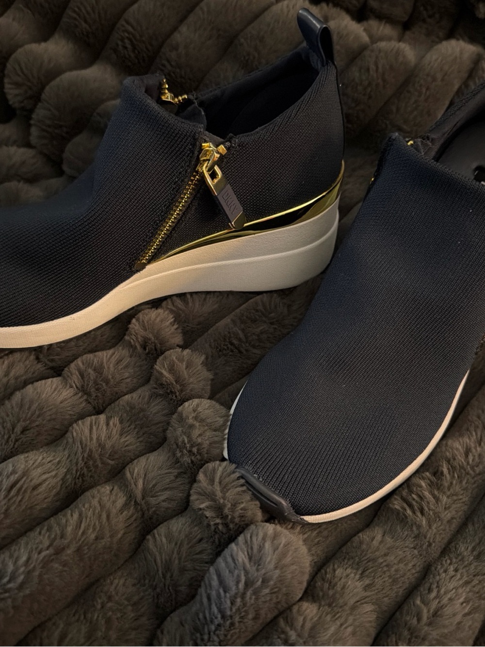 New with Tag DKNY Slip-On Wedge Sneakers with Gold Accent - Navy